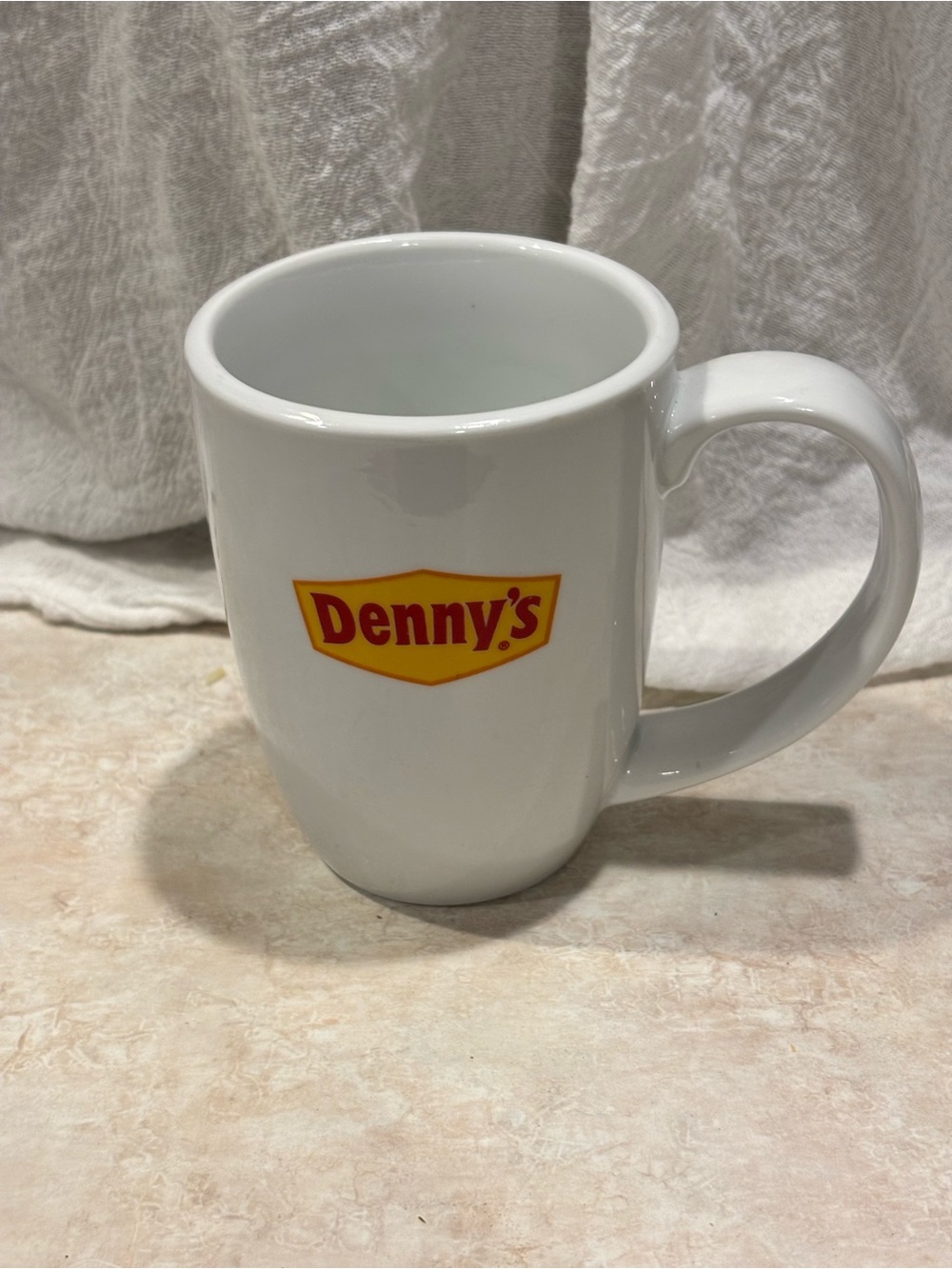Denny's Vintage Coffee Mug Diner Booth Restaurant Style Oneida 12oz Americana